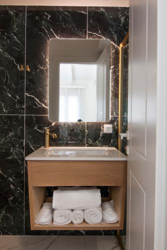 solo-bianco-lefkada-mezoneta-a1-14